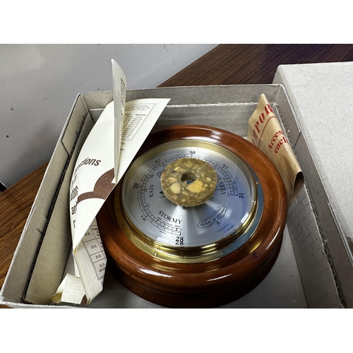 570 - Unused O.Comitti & Son Barometer