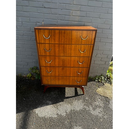 550 - Mid Century Chest of Drawers