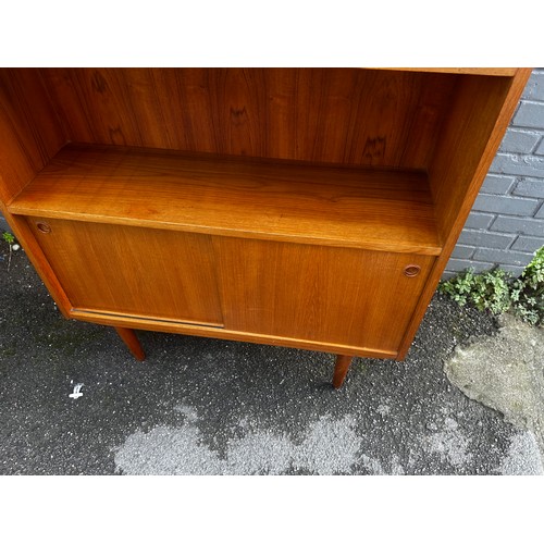 514 - Bordum Og Nielsen: A Mid Century Teak Book Shelf