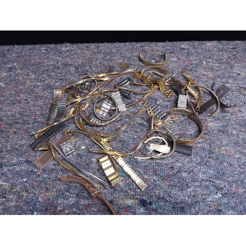 396 - Lot of Assorted Watch Straps etc