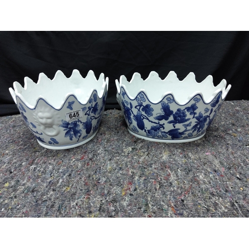 668 - Pair of Moyses Stevens Ceramic Baskets