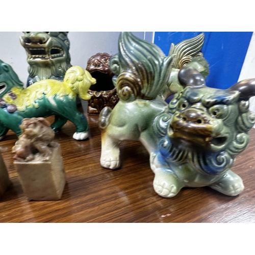 575 - Collection of Foo Dogs