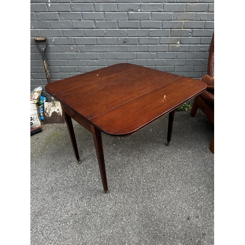 626 - Mahogany Pembroke Table