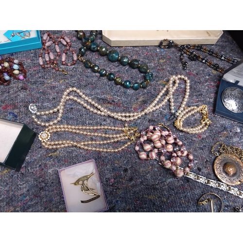 28 - Box of Various Costume Jewellery etc