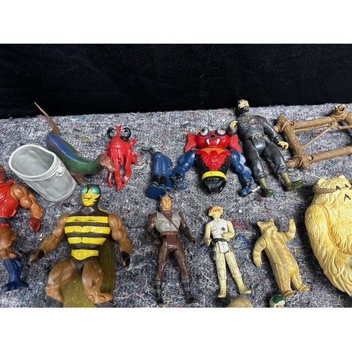 681 - Good Mixed Lot of Vintage Action Figures etc including Star Wars