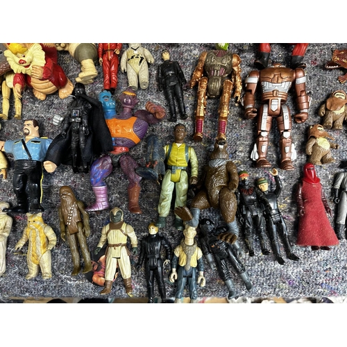 681 - Good Mixed Lot of Vintage Action Figures etc including Star Wars