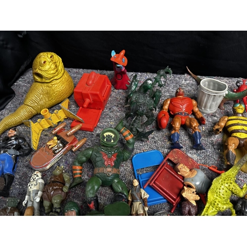 681 - Good Mixed Lot of Vintage Action Figures etc including Star Wars