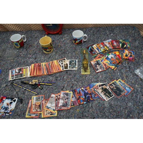 625 - Good Lot of Retro Collectables incl. Spiderman, Marvel Trading Cards, Batman Cards etc