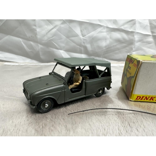 42 - French Dinky 800 Series Sinper Renault 4x4 (Mint and Boxed)