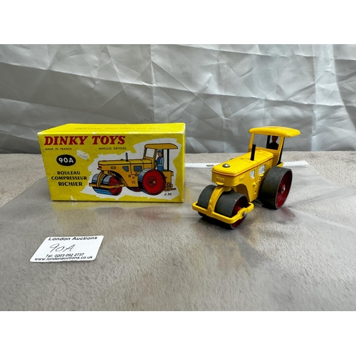 90A - French Dinky Toys 830 Richier Road Roller (Mint & Boxed)