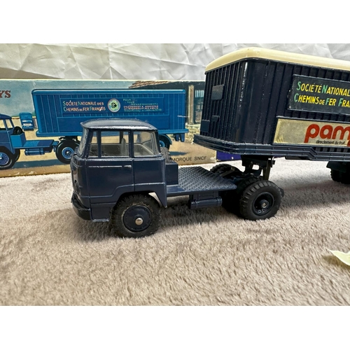 109 - French Dinky Toys 803 Pam Pam Truck nr. Mint & Boxed