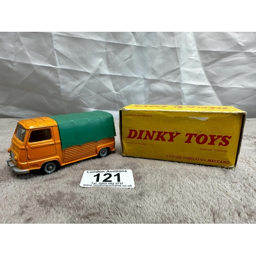 121 - French Dinky Toys  563 Renault Estafette Covered pick up Truck (Mint and Boxed)