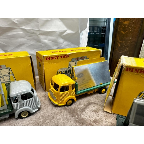 123 - Quantity of 7 French Dinky Toys  579 Simca glazier Truck (33C) (Mint and Boxed)