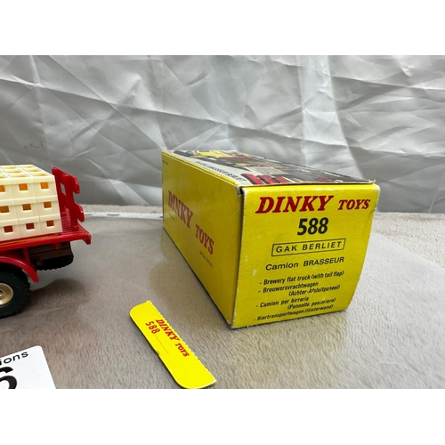 126 - French Dinky Toys  588 Berliet Gak (Mint and Boxed)