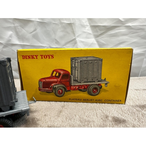 128 - French Dinky Toys  34b Berliet contain Truck (Mint and Boxed)