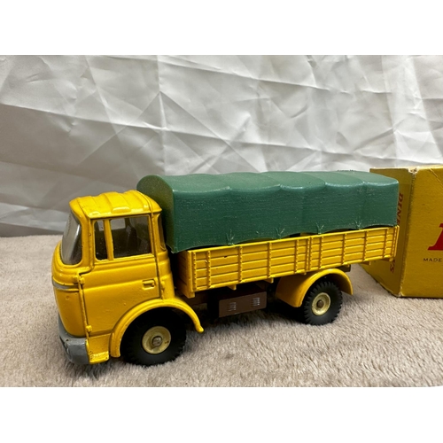 132 - French Dinky Toys  584 Camion Bache Gak Berlietz Covered Wagon (near Mint and Boxed)