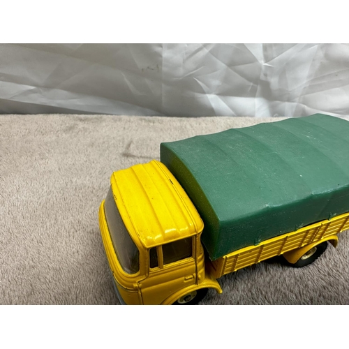 132 - French Dinky Toys  584 Camion Bache Gak Berlietz Covered Wagon (near Mint and Boxed)