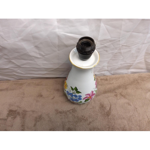 183 - Vintage Ceramic Lamp