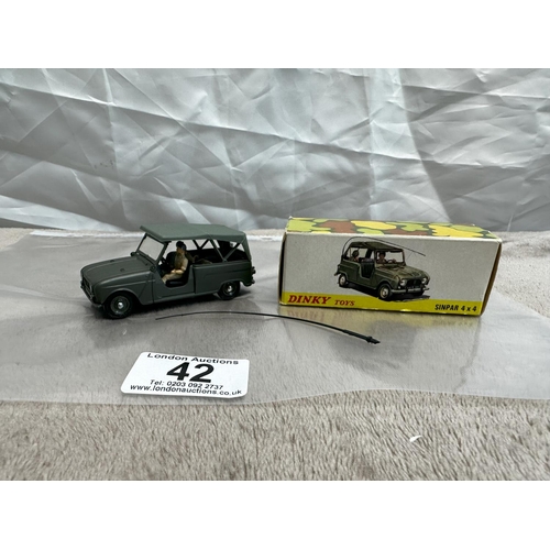 42 - French Dinky 800 Series Sinper Renault 4x4 (Mint and Boxed)