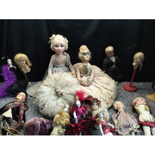 601 - Good Collection of Vintage & Antique Dolls