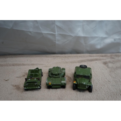 197 - Collection of Dinky Military Tanks & Vehicles etc