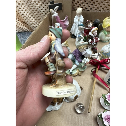 698 - A mixed lot to include 1930's Ceramics, Figurines Goebel Seated Boy and Vileroy & Boch Christmas Fig... 