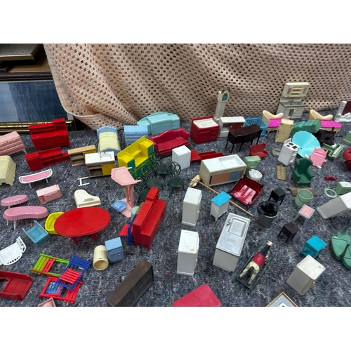 702 - A Good Lot of Vintage Dolls House Furniture - Mostly Plastic