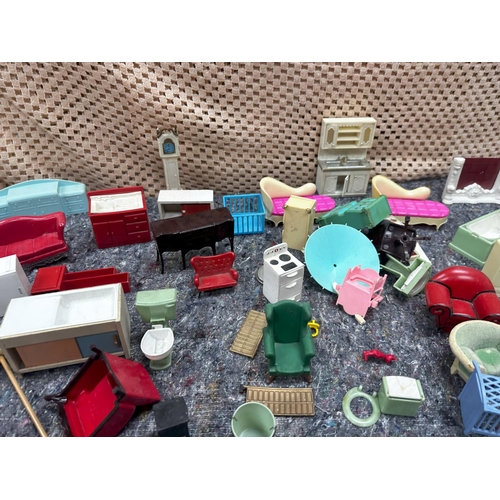 702 - A Good Lot of Vintage Dolls House Furniture - Mostly Plastic