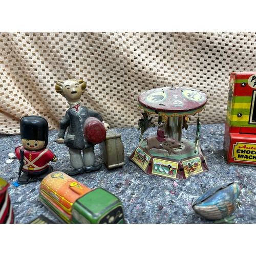 723 - Various Vintage Tinplate Clockwork Toys incl. Japanese, Juguettes Roman, Peter Pan etc