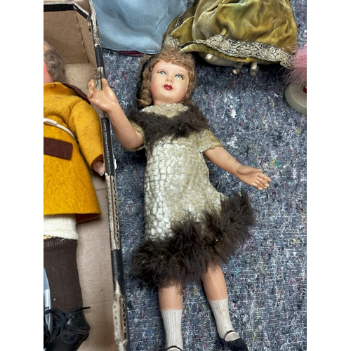 727 - A lot of 13 various Dolls including Rexard &Terre De Retz Art Deco Half Doll