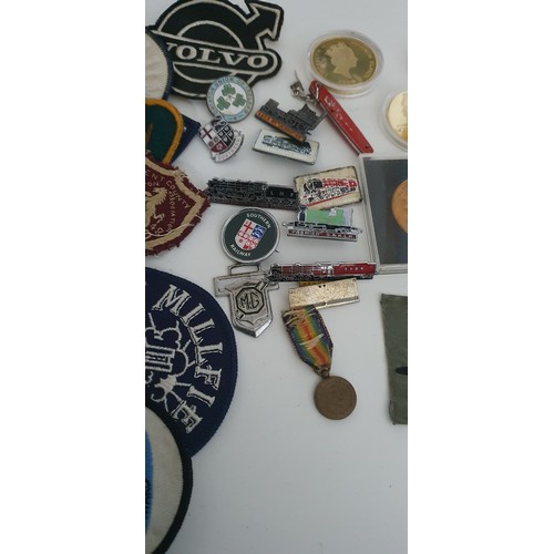 12A - Nice selection of old patches / badges & coins etc