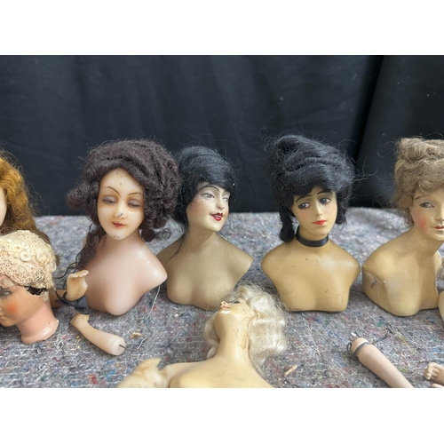 846 - Good Collection of Art Deco Half Dolls etc