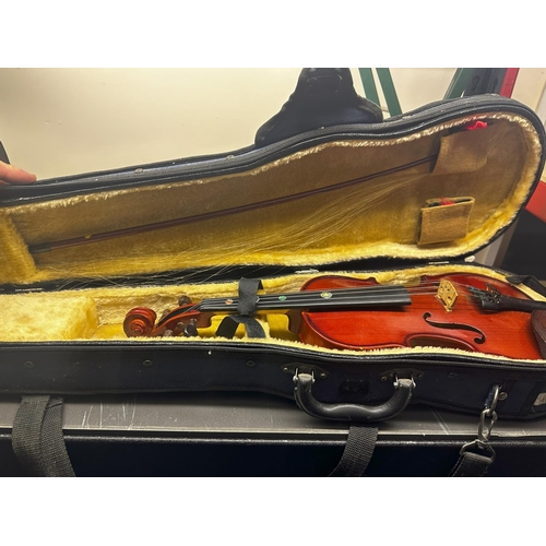 889 - The Stentor Student I Violin in a Case