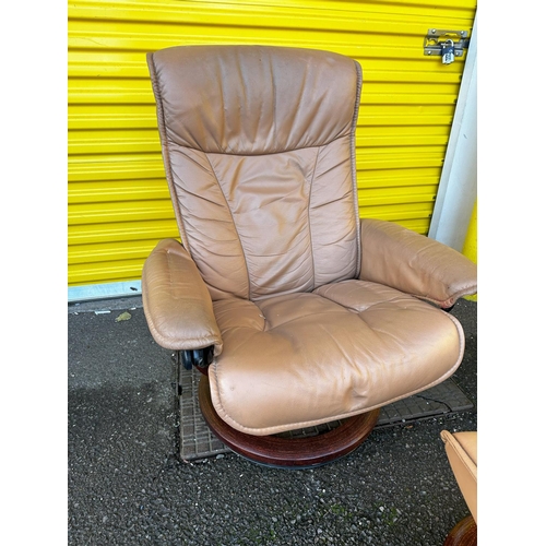 893 - A Pair of Vintage Ekornes Stressless Reclining Armchairs and Foot Stools