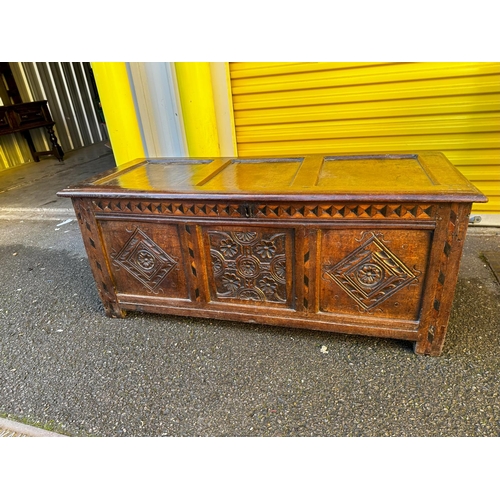 899 - 17th Century English Carved Three Panel Oak Coffer