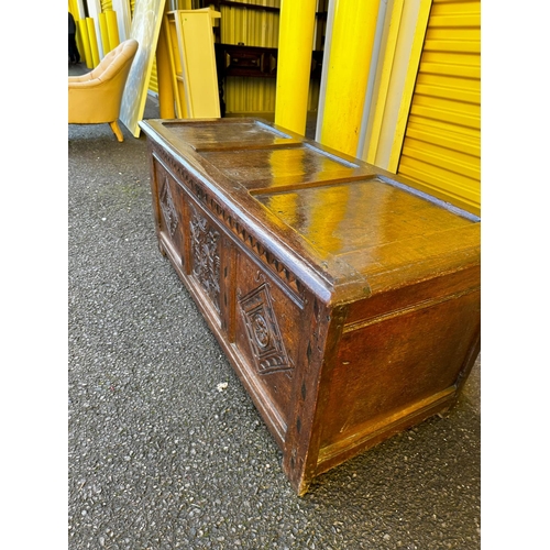 899 - 17th Century English Carved Three Panel Oak Coffer