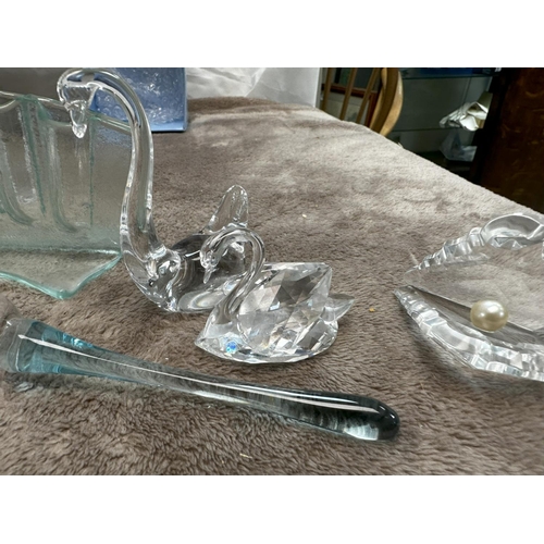 902 - Good Lot of Glass, Crystal & Other Interesting Items