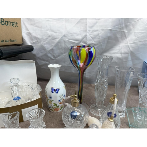 902 - Good Lot of Glass, Crystal & Other Interesting Items