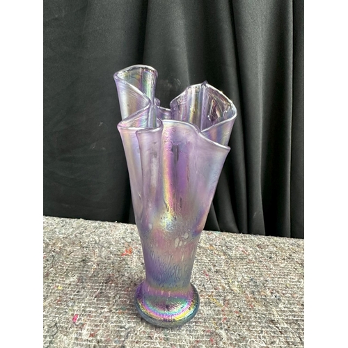 920 - Heron Glass Vase with Matching Bowl