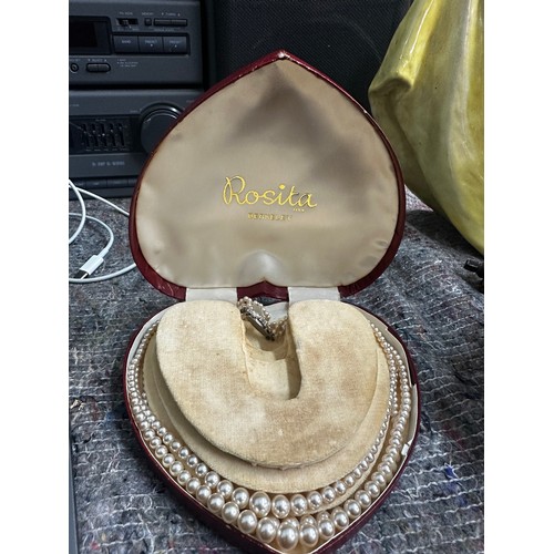 908 - Vintage Rosita Faux Pearls in Display Cases