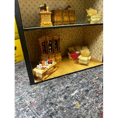 701 - A Collection of Dollhouses and Rooms including 2 Conservatories & all Accompanying Furniture (9 in t... 