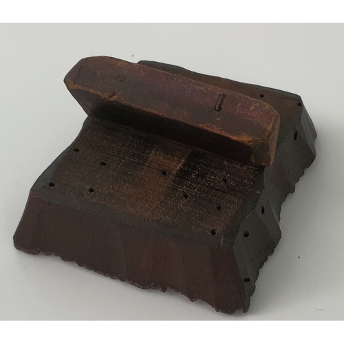 86 - Antique fabric stamp block