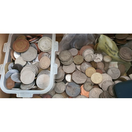 161 - Collection of old coins etc - World and British including some silver, BankNotes, Peace Dollar, 1900... 