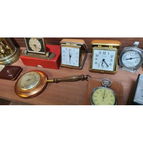 160 - Selection of vintage small clocks etc.