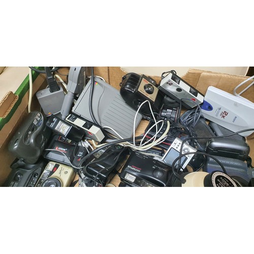 107 - Box of vintage electricals Inc cameras, old tech etc.