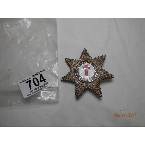 704 - Masonic Knights Templar Enamelled Badge