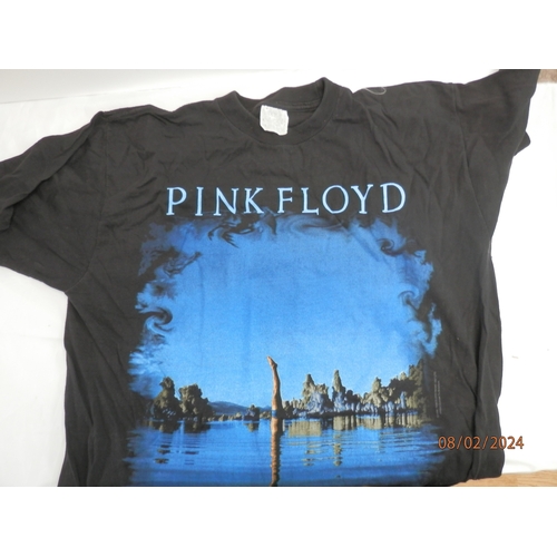 708 - Collection of vintage band t-shirts including Oasis and Pink Floyd