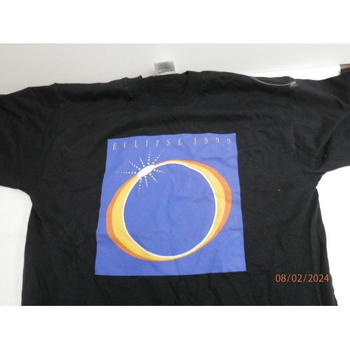 708 - Collection of vintage band t-shirts including Oasis and Pink Floyd