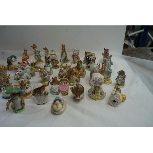 736 - Large collection of Beswick Beatrix Potter Figurines