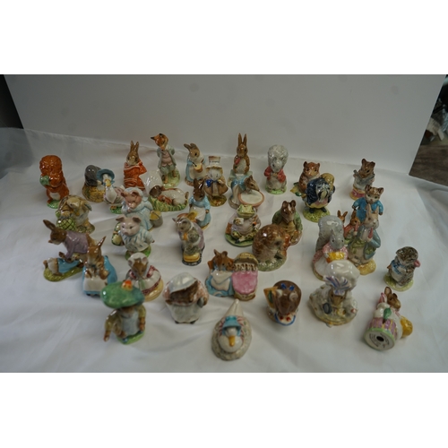 736 - Large collection of Beswick Beatrix Potter Figurines